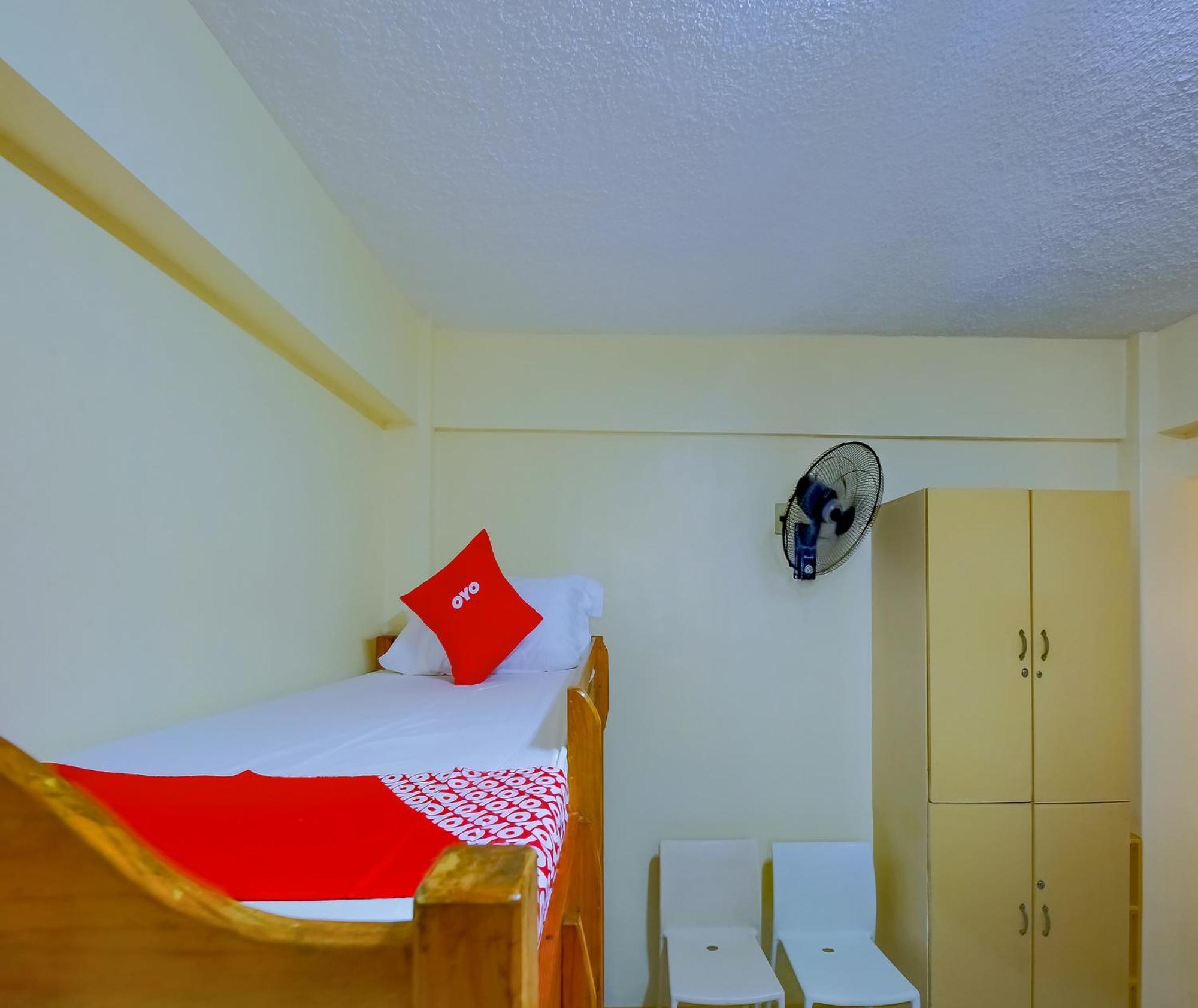 Oyo 840 Orangenest Apartelle Manila Exterior photo